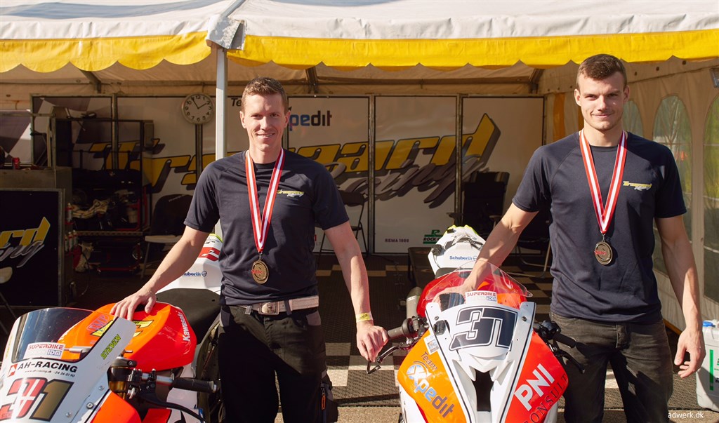 Steven og Simon Tirsgaard
(Foto: Tirsgaard Racing)